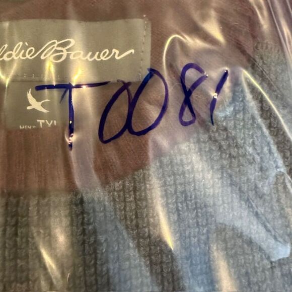 Eddie Bauer Merino Wool Blend Sweater with waffle knit Front Burgundy Gray XLT - Picture 13 of 13